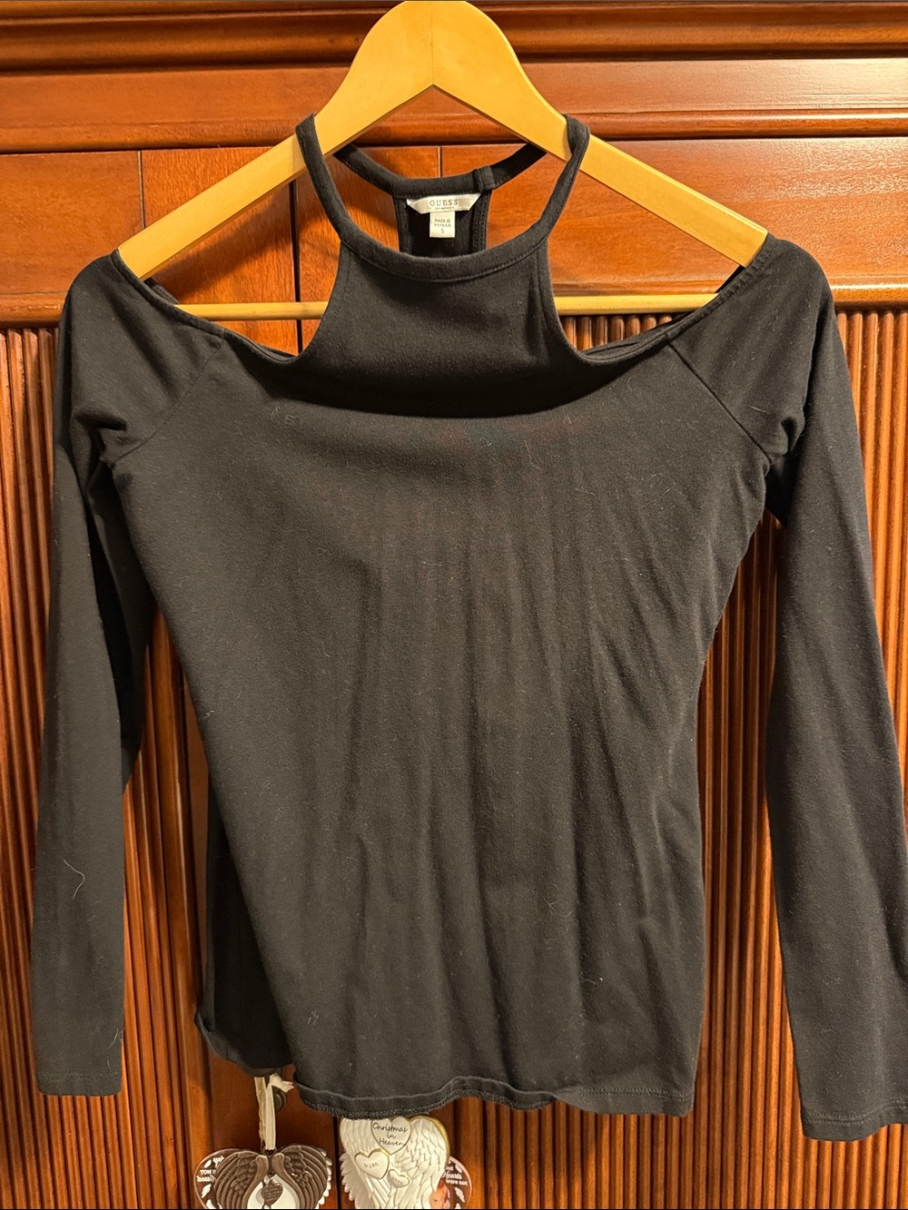 Guess Black Cold-Shoulder Halter-Style Long Sleeve Top